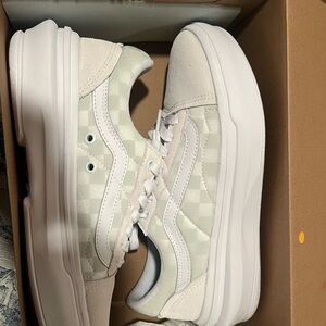 NWT vans old skool